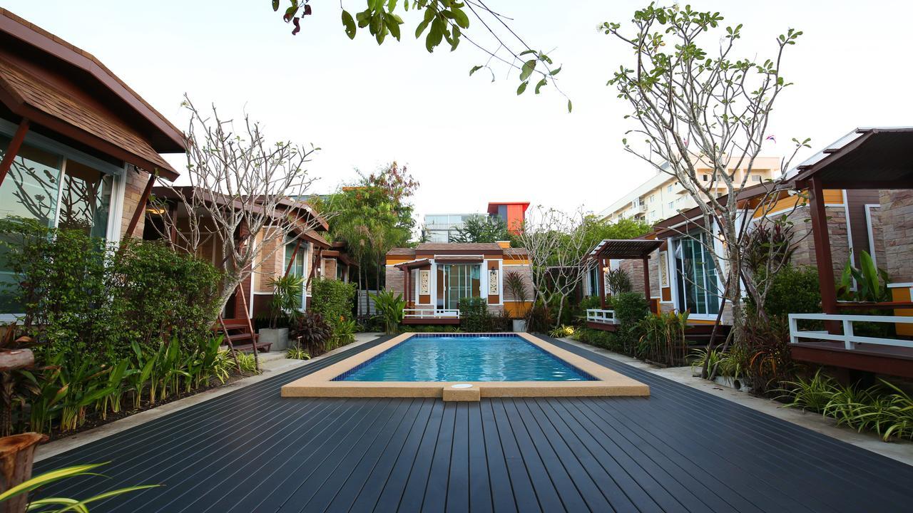 Resort M Bangkok - Bts Onnut Екстериор снимка